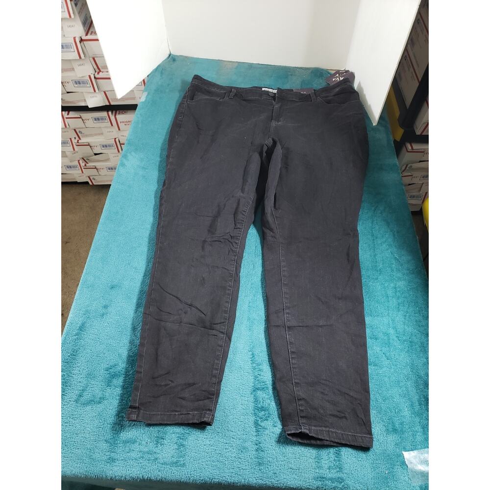 Ava Viv Jeans Size 18 W Womens Black Stretch Pants Denim Mid Rise Skinny NWT